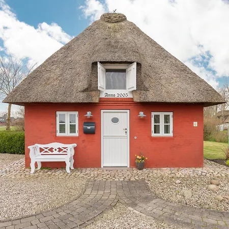 Hyggehues Holiday home